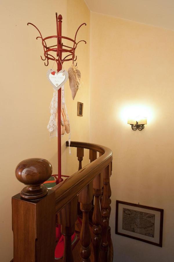 La Mansarda Delle Meraviglie B&B Superior Trieste Extérieur photo
